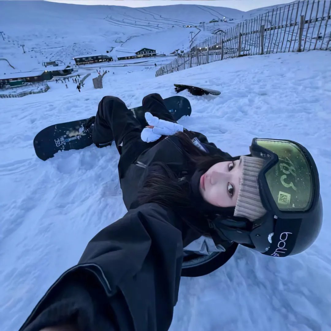 娜芙蒂蒂，太阳的女儿